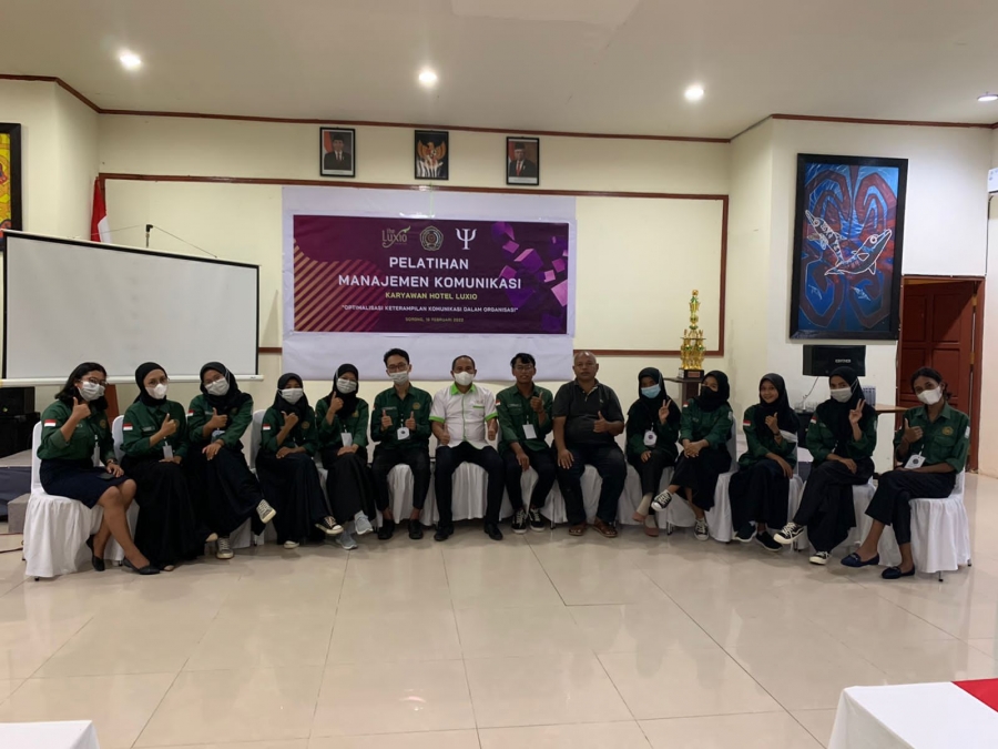 Menjawab Tantangan DUDI: Mahasiswa Program Studi Psikologi Laksanakan “Pelatihan Manajemen Komunikasi” di Luxio Hotel Sorong